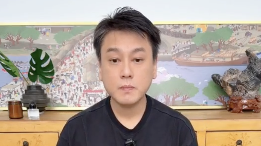 朱孝天直播回应网友的质疑：我是中国人