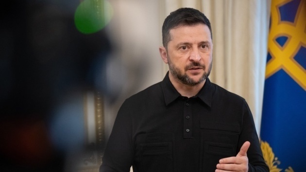 泽连斯基称有望在2026年上半年结束俄乌冲突 泽连斯基称有望在2026年上半年结束俄乌冲突