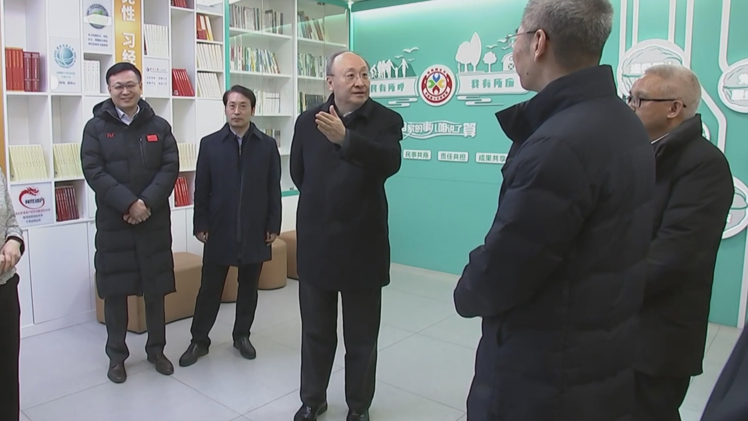 尹力到东城区西城区调研时强调 不断满足市民群众对美好生活的期盼