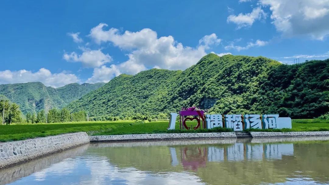 红秋葵、贝贝瓜...怀柔汤河特菜丰收上市! 红秋葵、贝贝瓜...怀柔汤河特菜丰收上市!