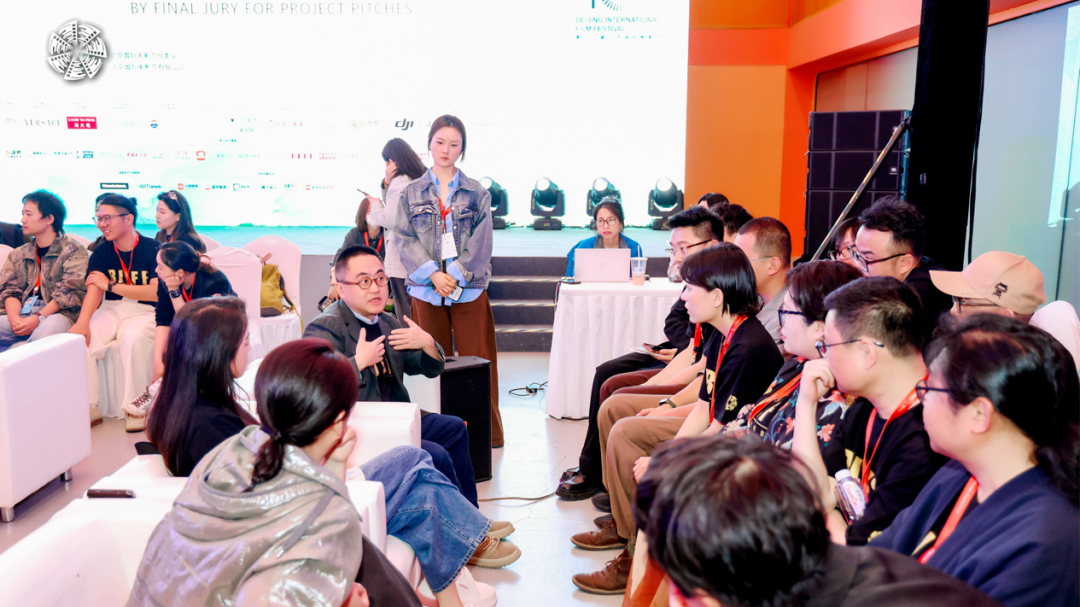 项目创投终审评委“小班教学”:在专业对话中探寻电影创作的确定性 项目创投终审评委“小班教学”:在专业对话中探寻电影创作的确定性