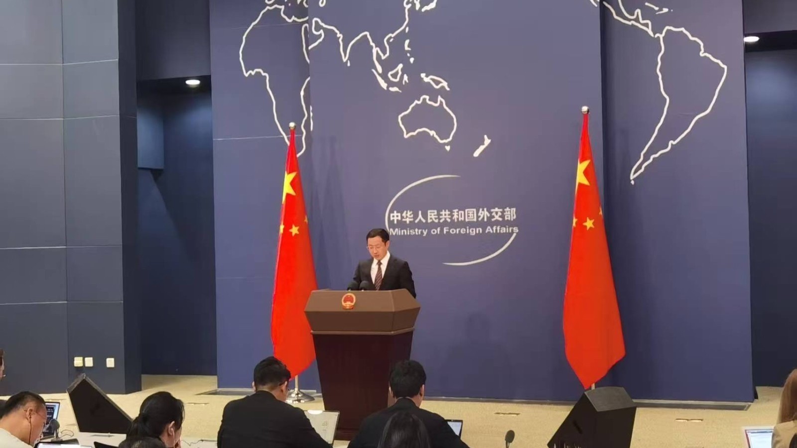 外交部再次呼吁印巴双方保持冷静克制 外交部再次呼吁印巴双方保持冷静克制