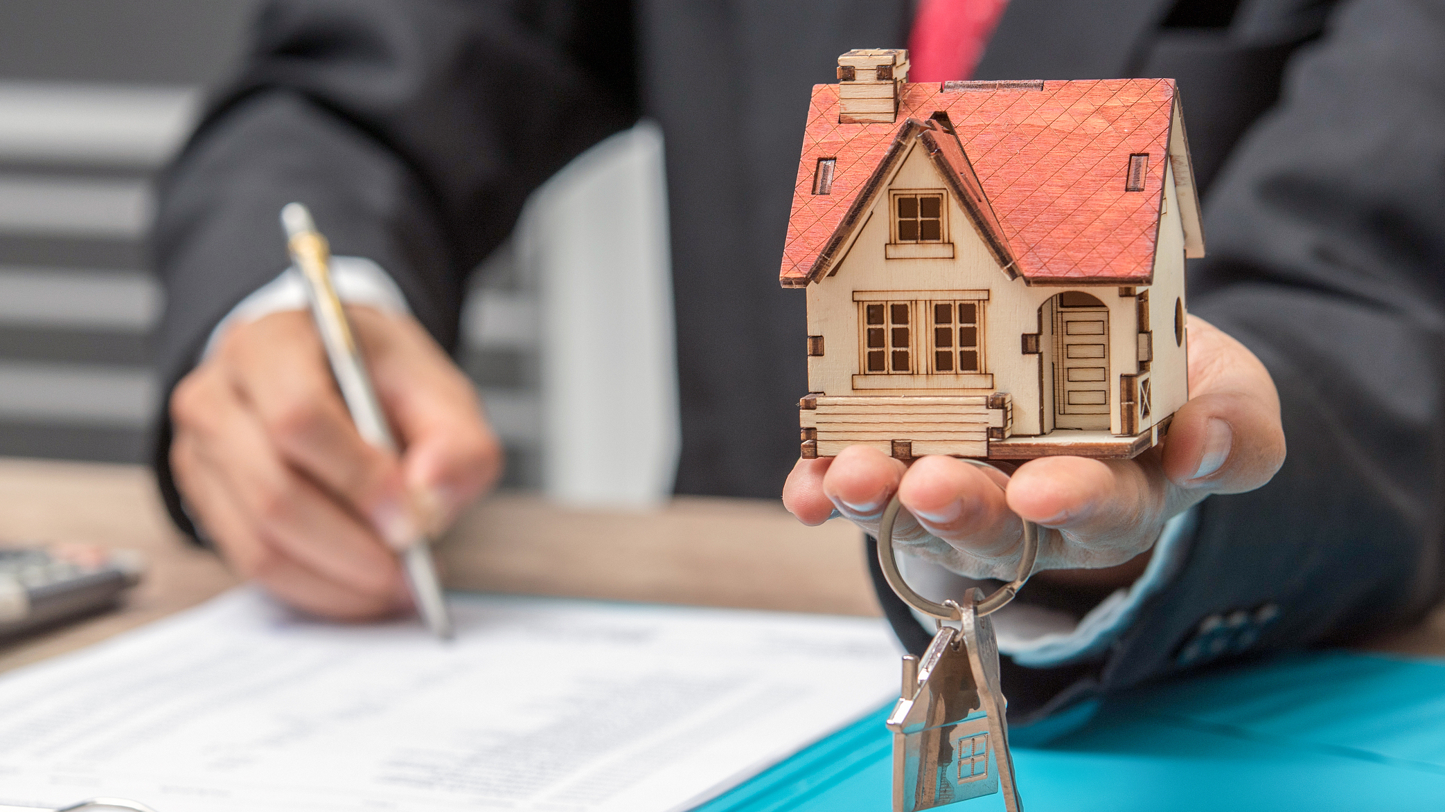 楼市继续升温:北京二手房价格出现止跌现象,深圳一周两现“日光盘” 楼市继续升温:北京二手房价格出现止跌现象,深圳一周两现“日光盘”