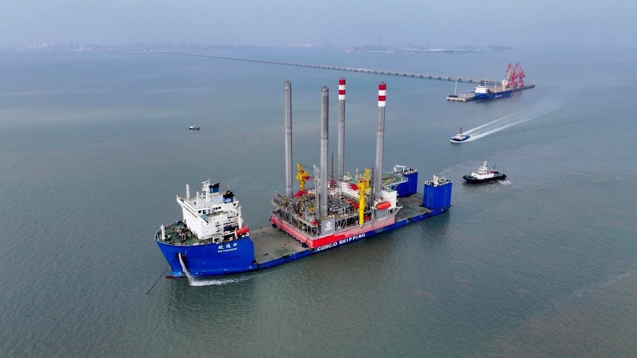 全球最大可移动式海上油气生产平台交付启航 全球最大可移动式海上油气生产平台交付启航