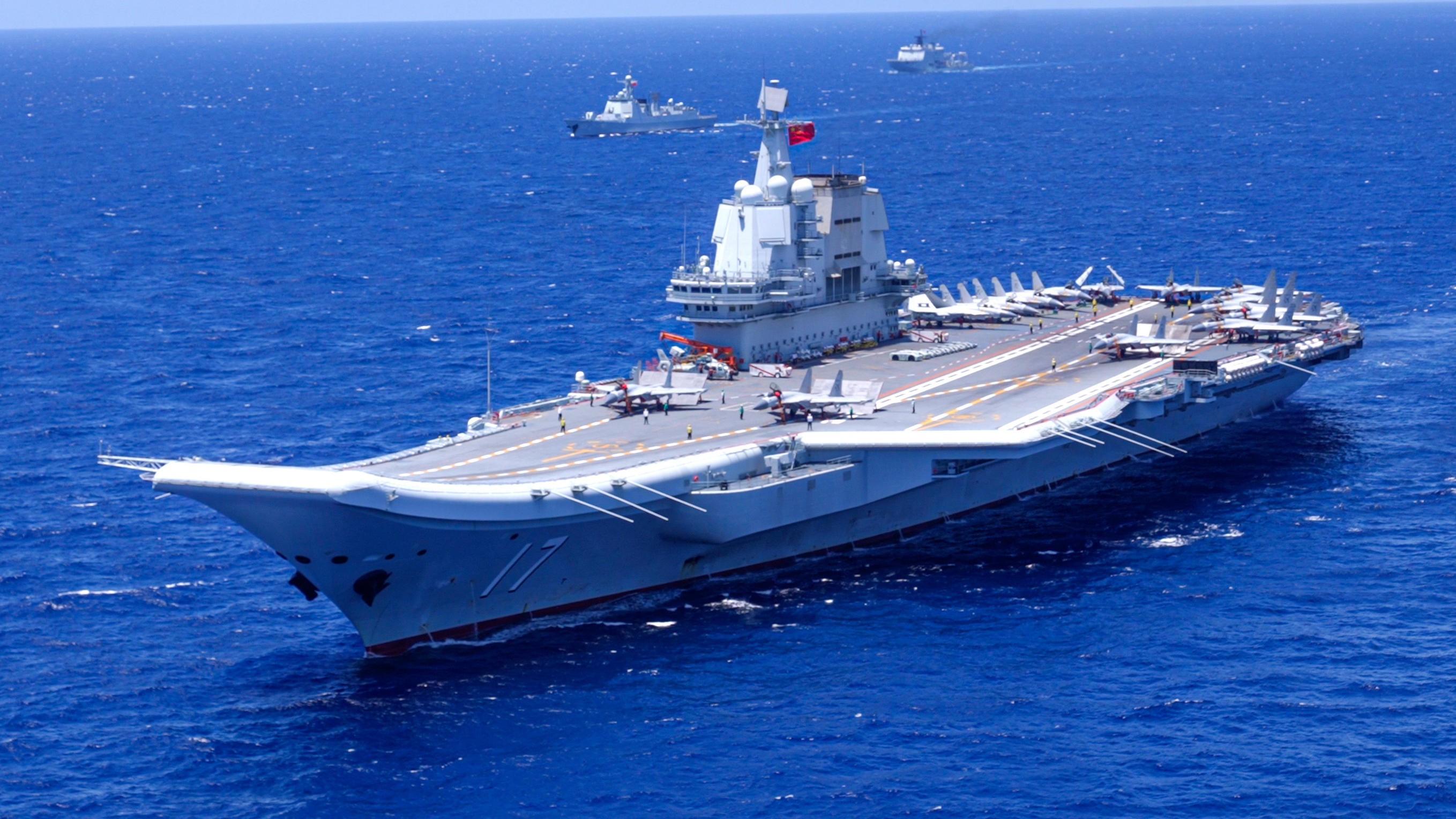 山东舰航母编队抵达香港海域 山东舰航母编队抵达香港海域