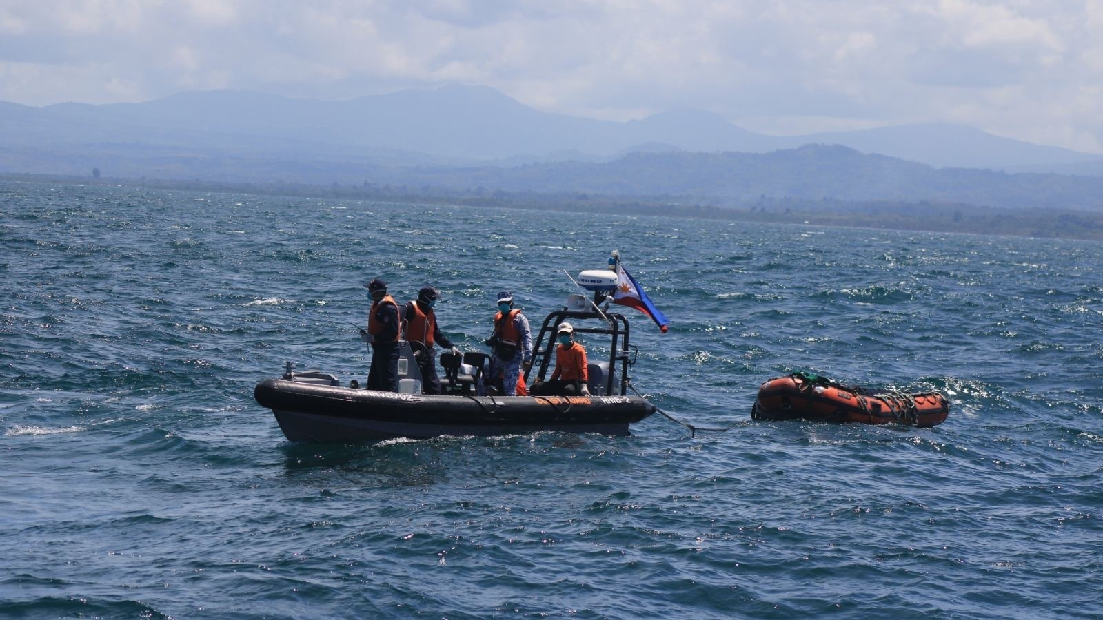 菲律宾南部沉船事故死亡人数升至45人