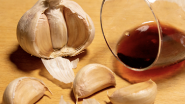 别再说吃大蒜或喝红酒预防心血管病了