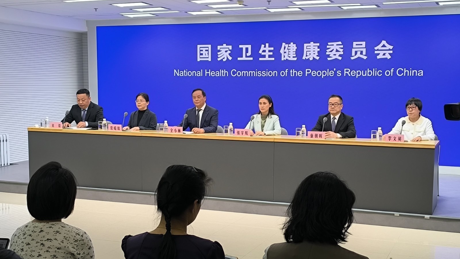 秋冬季呼吸道主要病毒:流感病毒、新冠病毒、呼吸道合胞病毒和腺病毒 秋冬季呼吸道主要病毒:流感病毒、新冠病毒、呼吸道合胞病毒和腺病毒