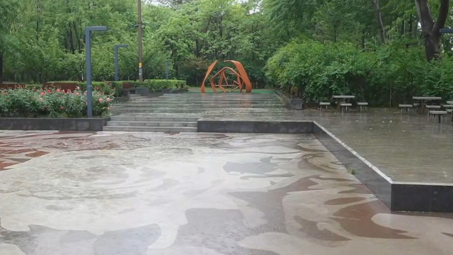 本次降水入夜后结束 周末转晴山区游玩注意安全