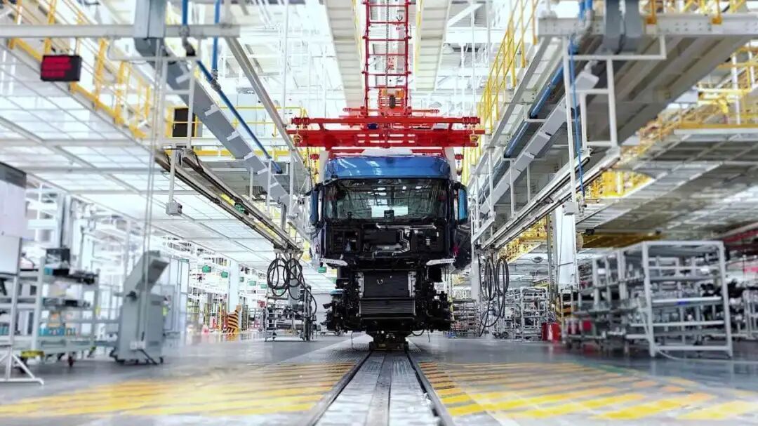 欧曼重卡实现智能化生产