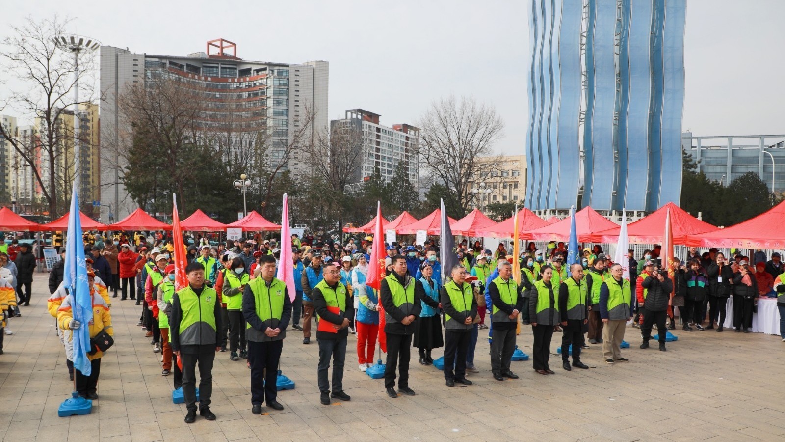 门头沟区2025年学雷锋志愿服务月正式启动