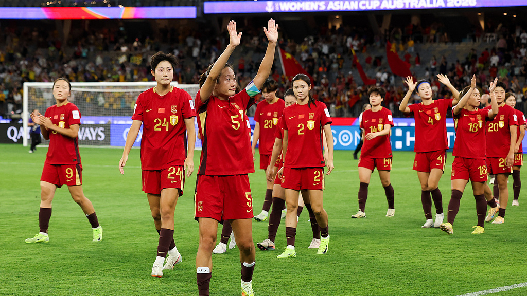 无缘亚洲杯决赛，中国女足1比2惜败澳大利亚队