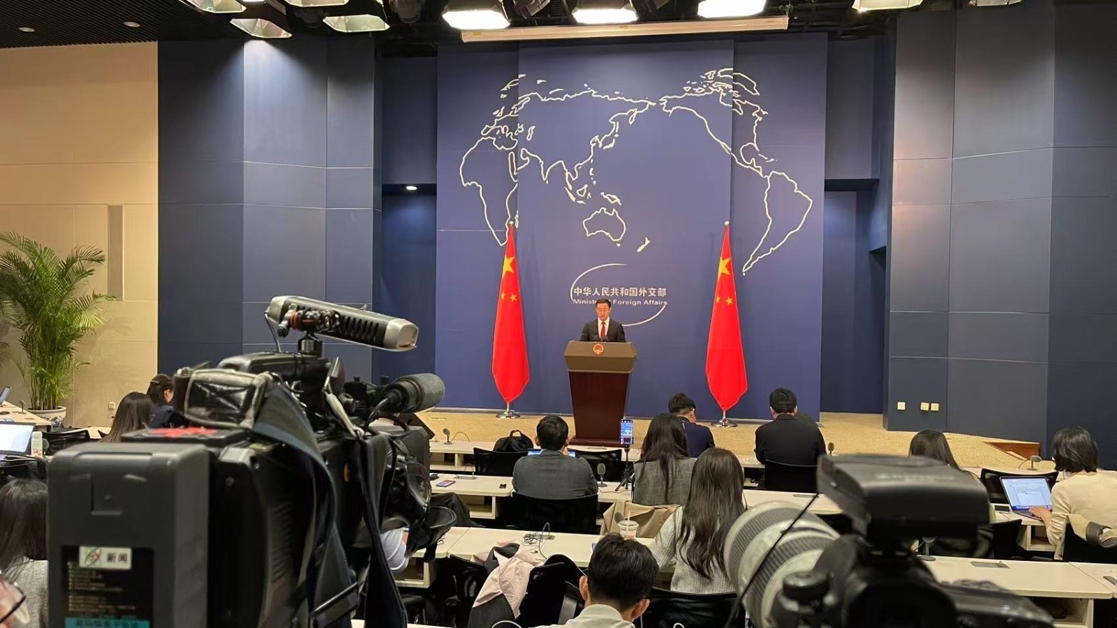 外交部：中国不愿打，但也不怕打！