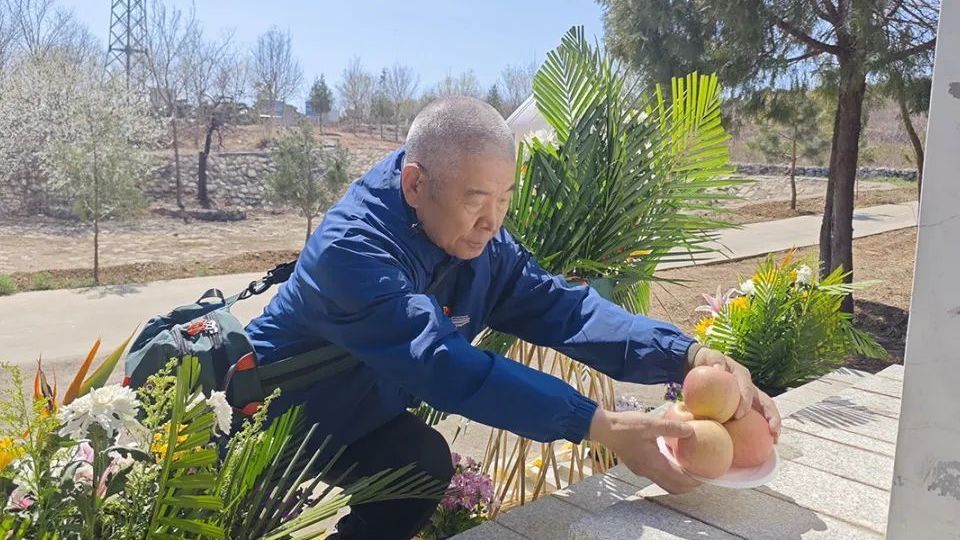 27载两代人,他们用坚持让英烈精神长存 27载两代人,他们用坚持让英烈精神长存
