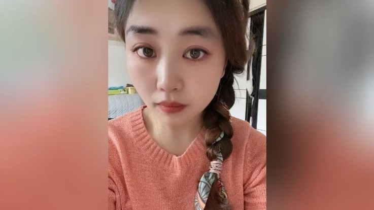 3岁女孩与妈妈外出后丢失 32年终于等来团圆 3岁女孩与妈妈外出后丢失 32年终于等来团圆