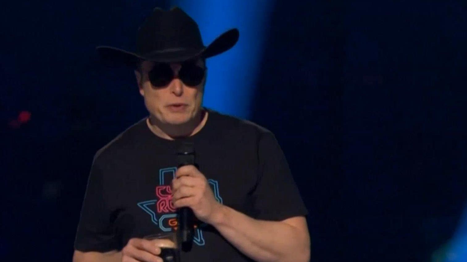 “讨薪”成功 马斯克成世界首位净资产超7000亿美元富豪