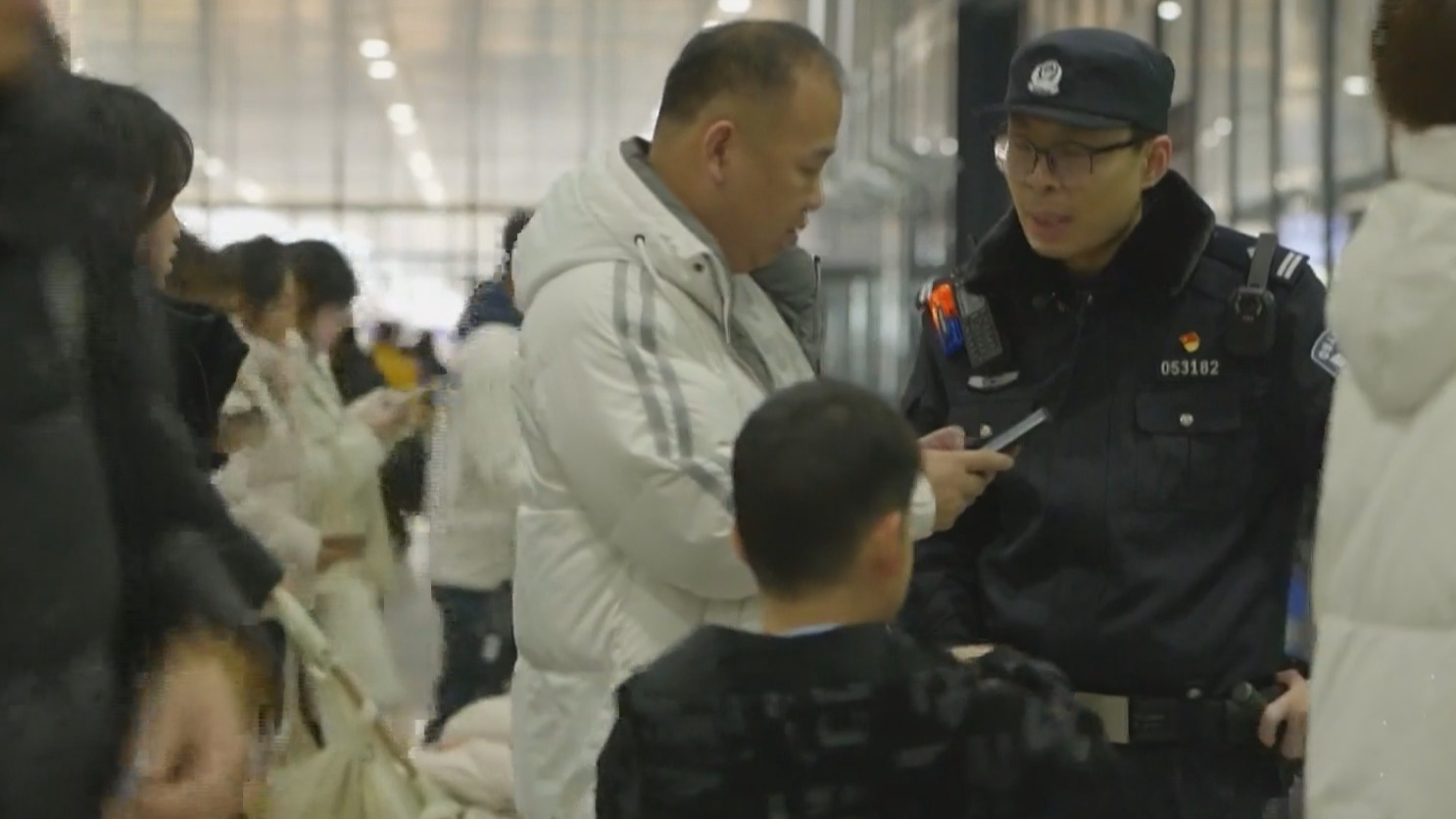 中国梦365个故事｜地铁人间