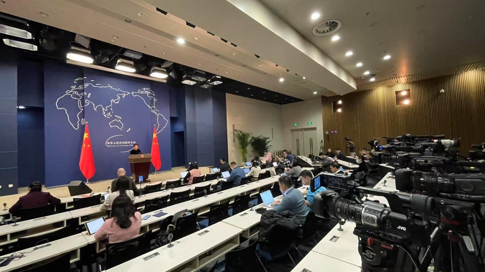 外交部:希望美方以实际行动维护中美禁毒合作的良好局面 外交部:希望美方以实际行动维护中美禁毒合作的良好局面