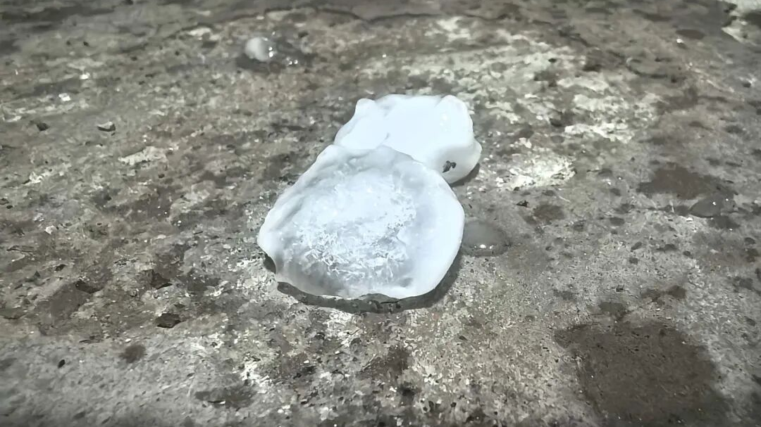 北京多区下冰雹，最大直径3厘米