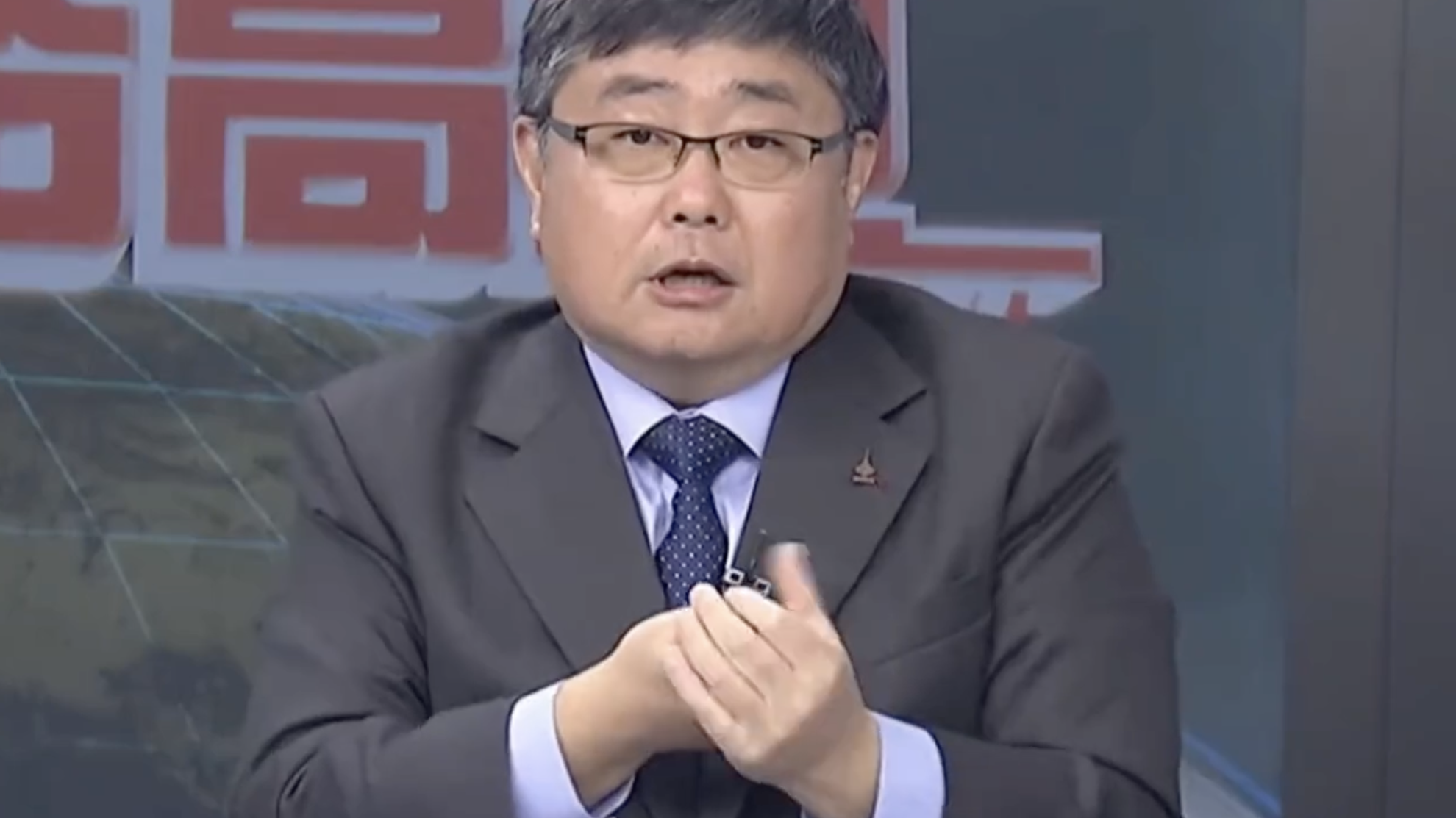 于北辰扬言要用螺丝刀卸掉解放军飞机上的螺丝 吕礼诗：你真是无知！