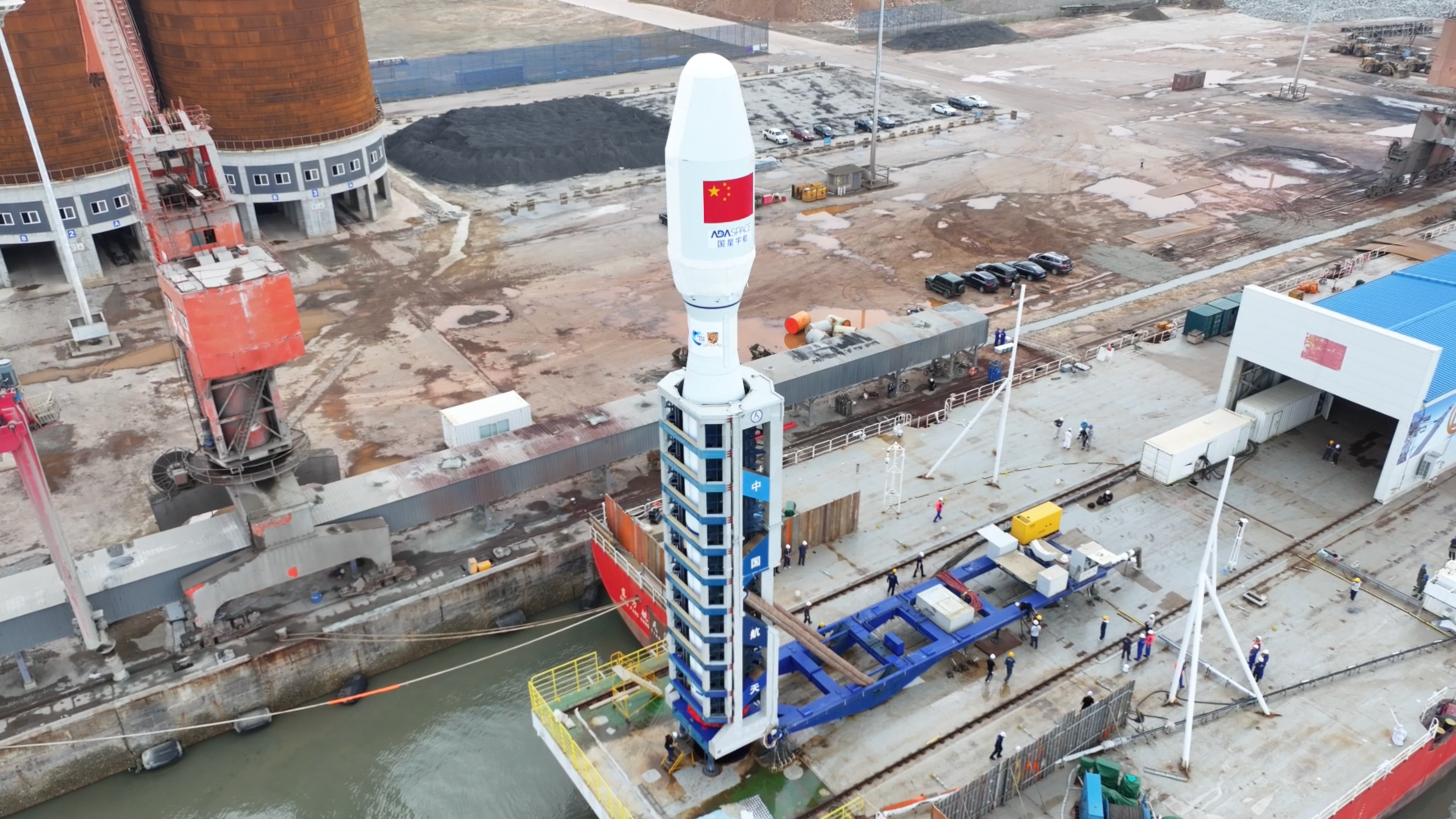 海上发射震撼！“一箭八星”成功