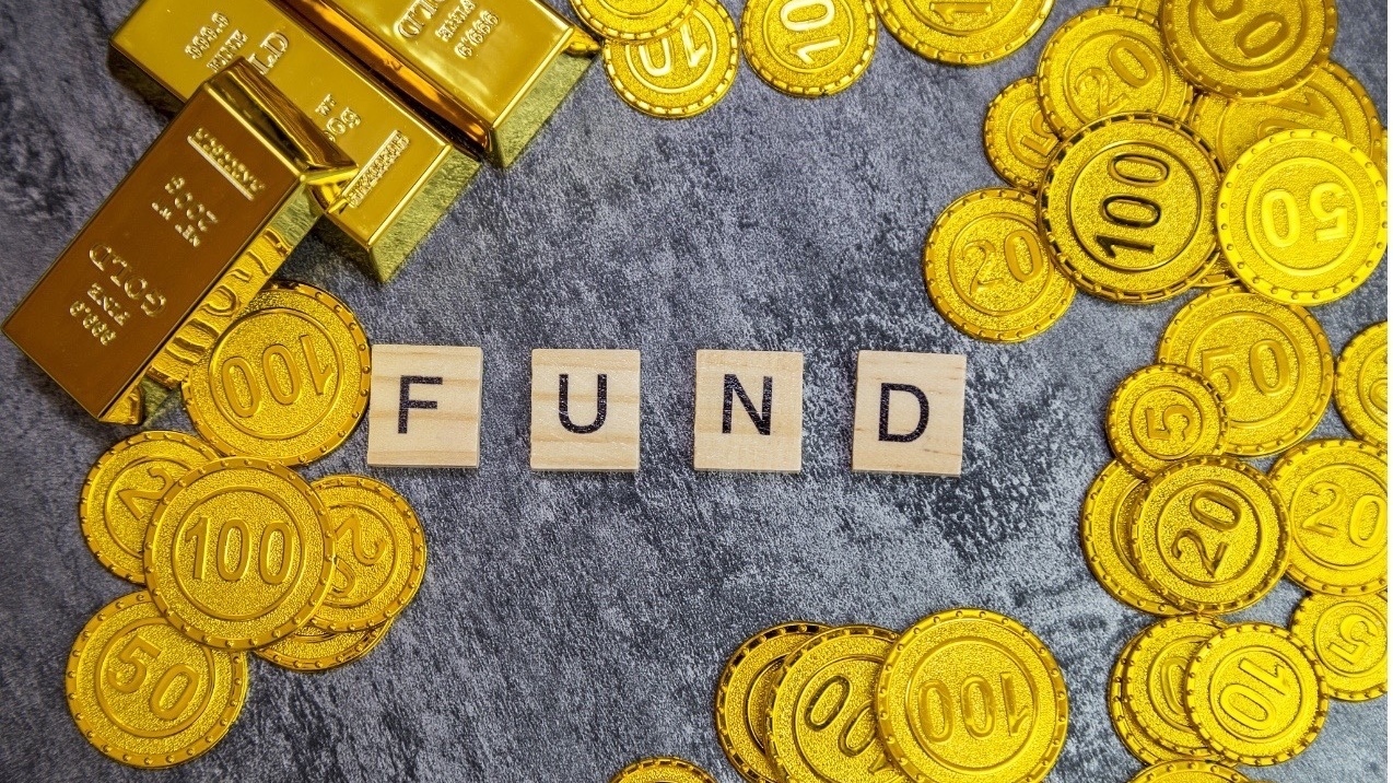 8位高管退薪14亿？易方达回应：不实