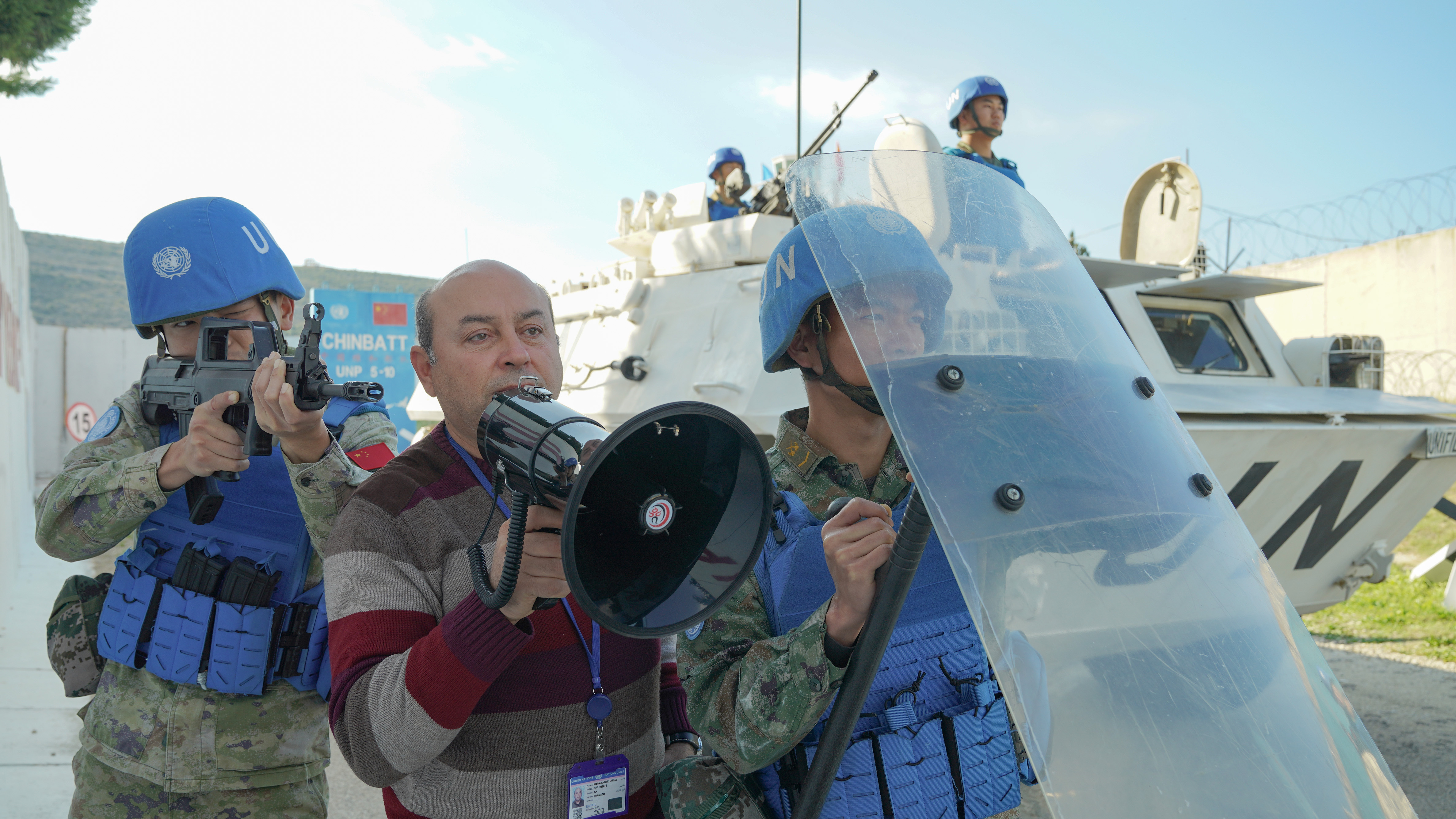 第24批赴黎维和部队与多国维和官兵联合开展应急演练