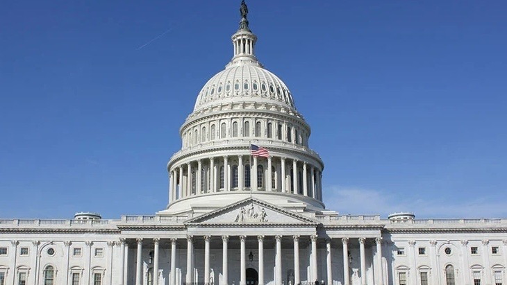 特朗普,正式获总统职位 特朗普,正式获总统职位