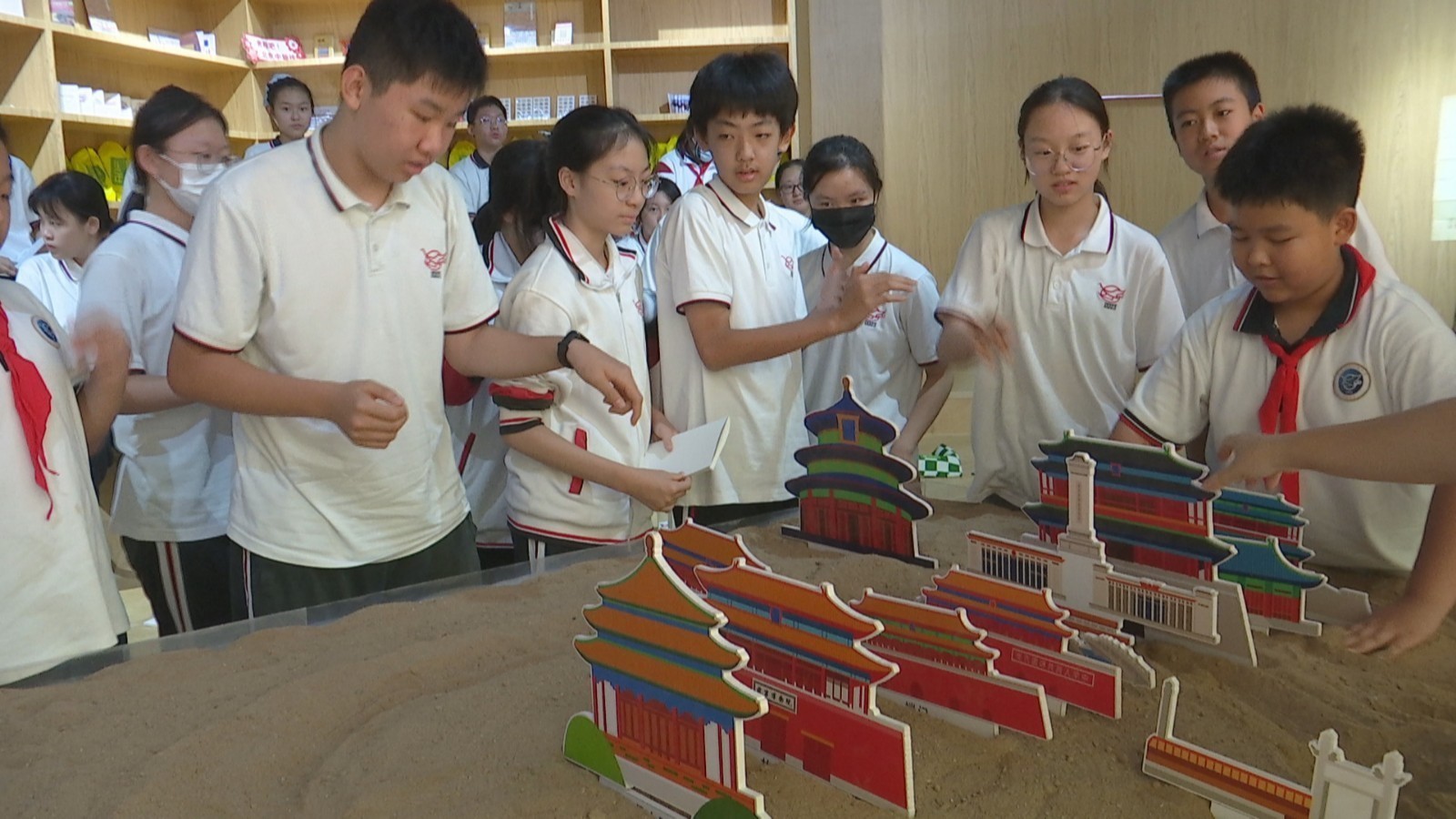 北京中轴线上蕴含着哪些科技?记者探访北京科学嘉年华揭秘 北京中轴线上蕴含着哪些科技?记者探访北京科学嘉年华揭秘