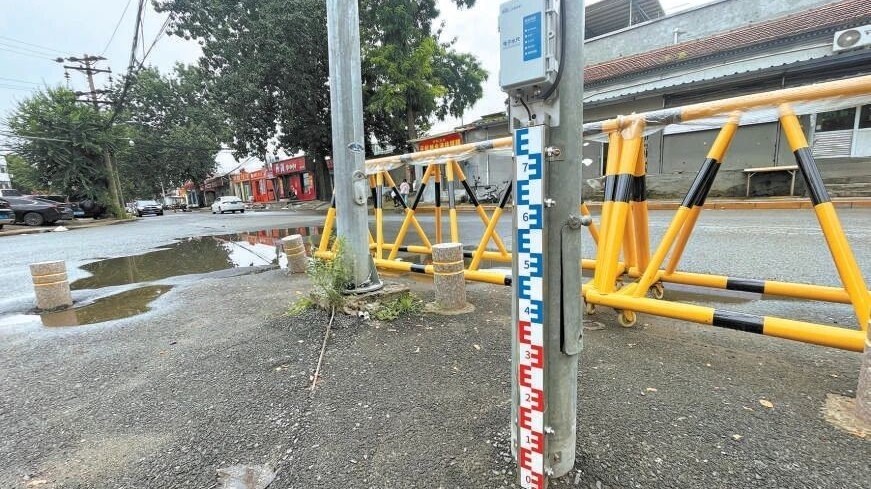【防汛进行时】街巷院落添了智慧防汛装备 【防汛进行时】街巷院落添了智慧防汛装备