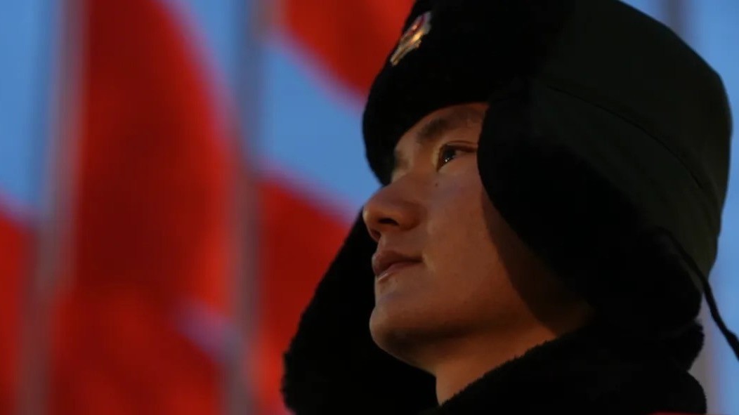 除夕夜，天安门哨兵9年未回家过年，这封家书让人泪目了……