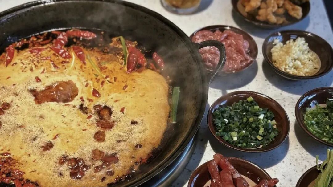 大学附近的宝藏美食,您喜欢哪家呢?芈重山老火锅 大学附近的宝藏美食,您喜欢哪家呢?芈重山老火锅