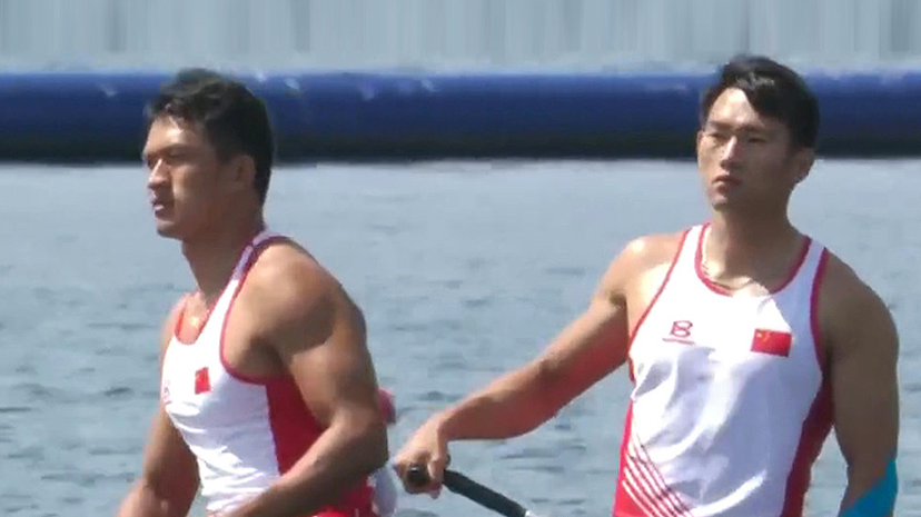 第26金！刘浩/季博文夺得皮划艇静水男子500米双人划艇金牌