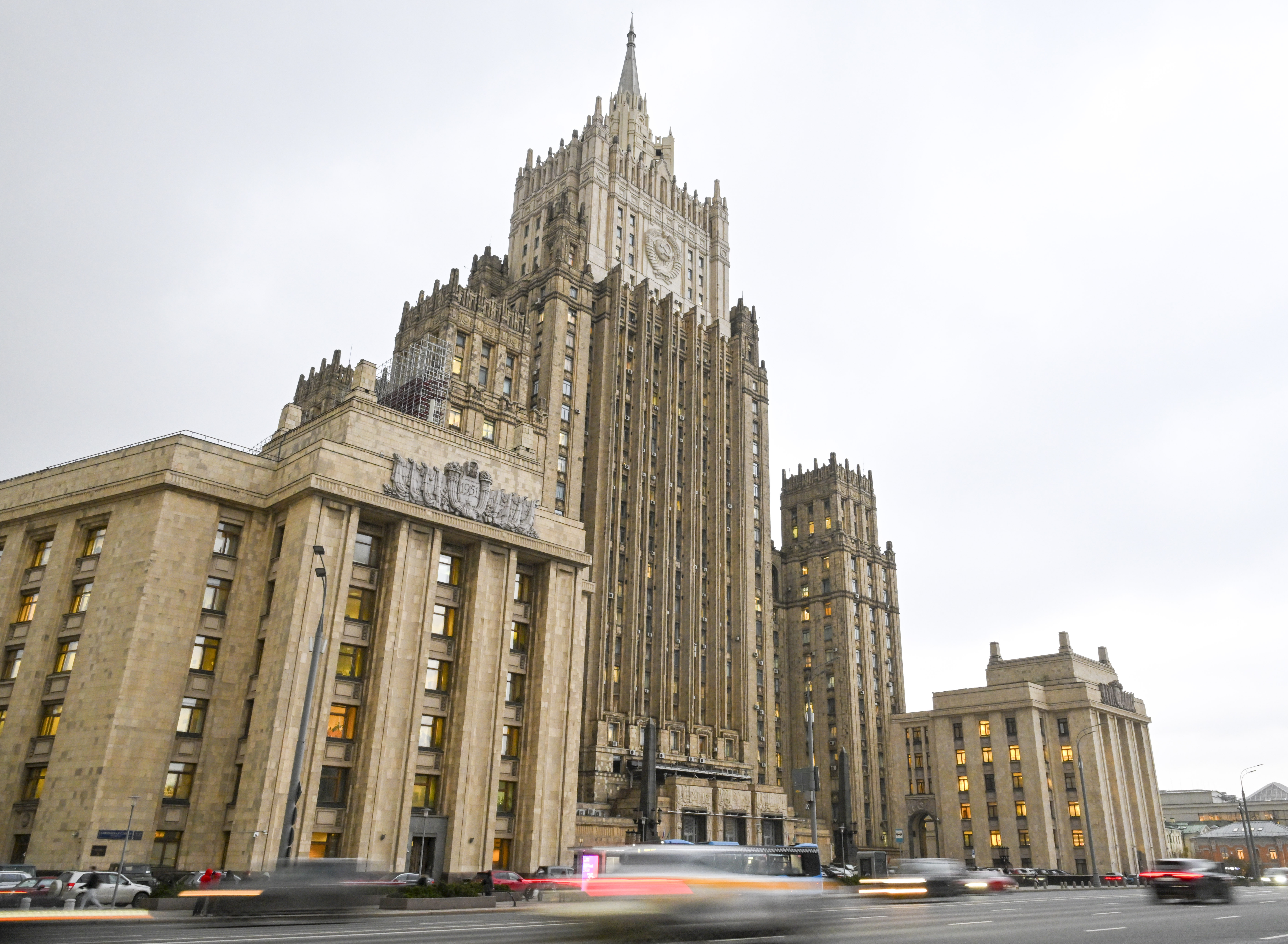 俄罗斯召见日本大使 抗议日企助乌研发军用无人机 俄罗斯召见日本大使 抗议日企助乌研发军用无人机