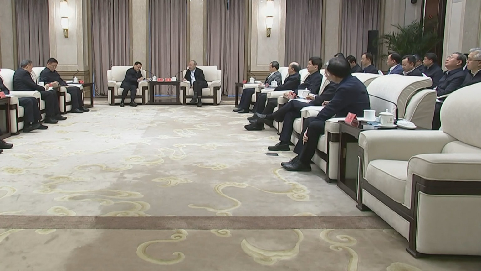 内蒙古自治区党政代表团来京考察 尹力殷勇李秀领魏小东与王伟中包钢张延昆参加有关活动 内蒙古自治区党政代表团来京考察 尹力殷勇李秀领魏小东与王伟中包钢张延昆参加有关活动