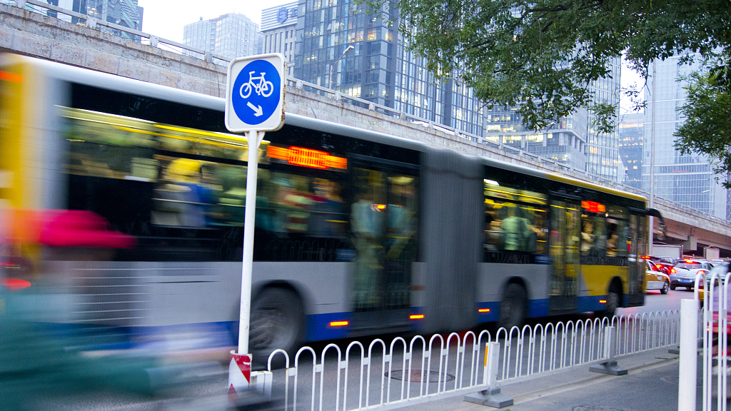 北京公交:8月15日至活动结束,156条公交线路采取绕行甩站、区间措施 北京公交:8月15日至活动结束,156条公交线路采取绕行甩站、区间措施