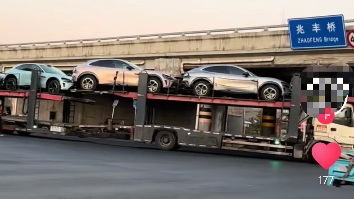 兆丰桥成为“卡”车桥?权威回应限高指引 兆丰桥成为“卡”车桥?权威回应限高指引