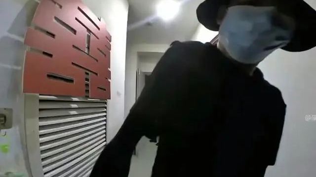 “两蒙面男子”在北京通州被抓!网友毛了:半夜挨家挨户试探…… “两蒙面男子”在北京通州被抓!网友毛了:半夜挨家挨户试探……