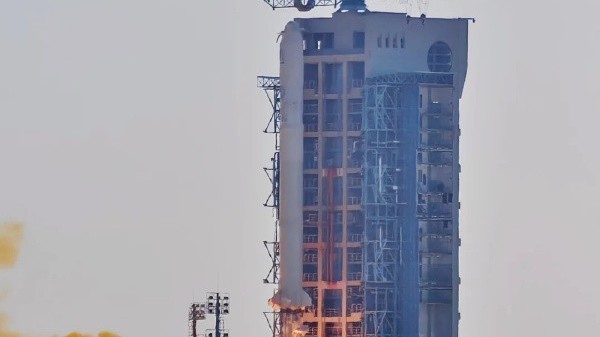 祝贺！我国成功发射阿尔及利亚遥感三号卫星B星