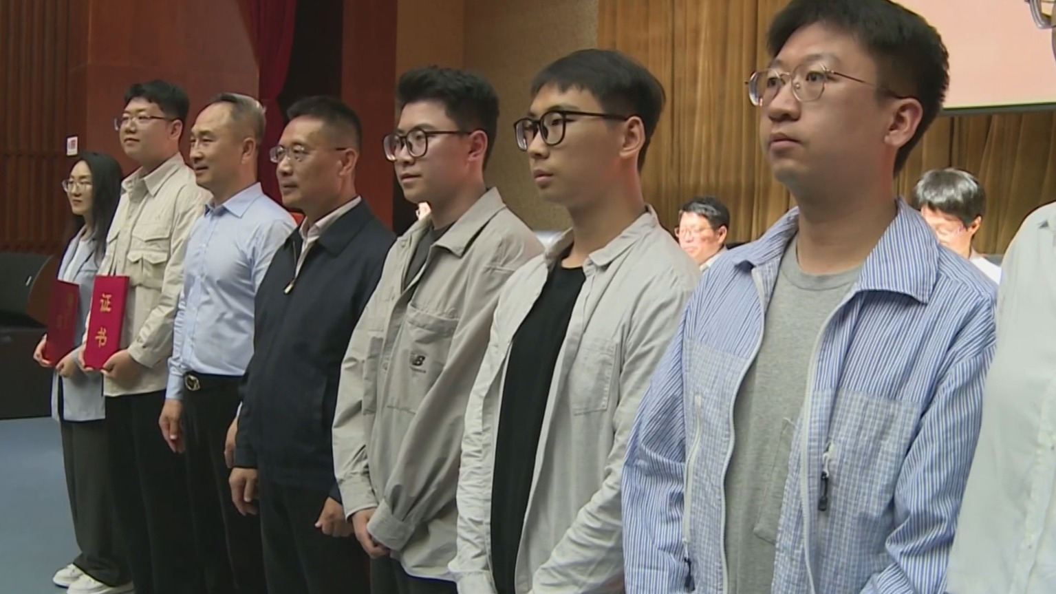 首都大学生参与基层思政创新实践