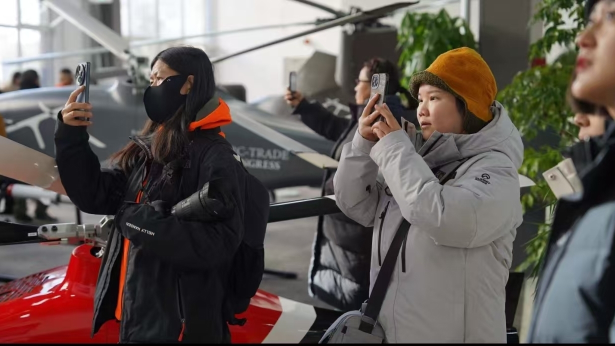 “中国式现代化的京彩篇章”网络名人行活动走进延庆 “中国式现代化的京彩篇章”网络名人行活动走进延庆