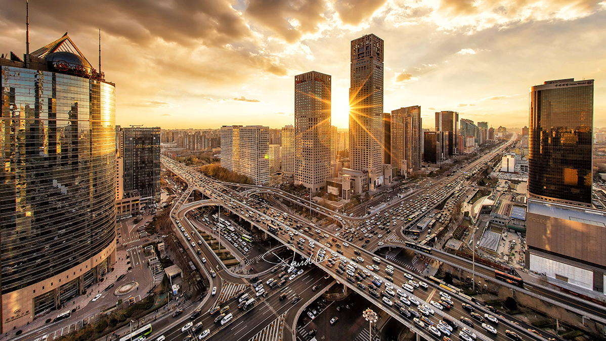 慢直播丨百米高空看北京：朝看国贸川流不息 夜赏京城璀璨华灯2026