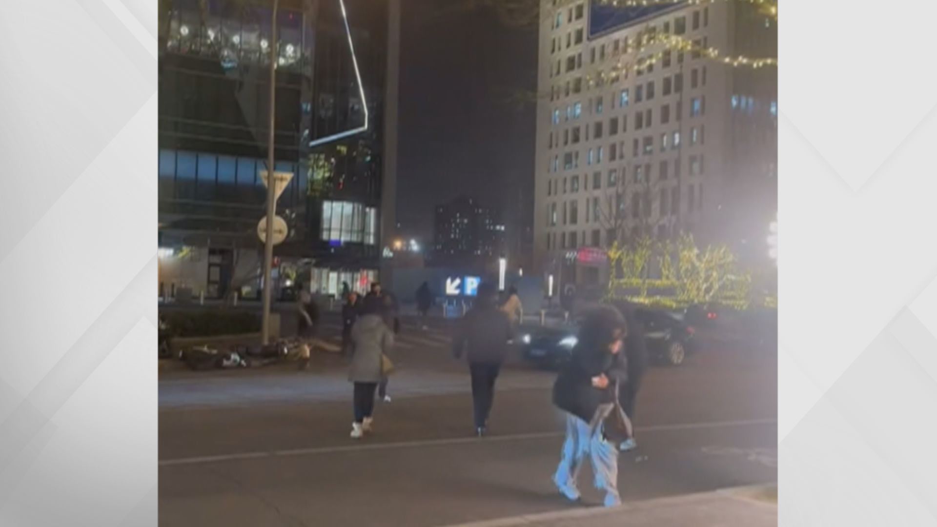 北风呼啸市民直呼有“推背感” 北京这场风还会刮多久? 北风呼啸市民直呼有“推背感” 北京这场风还会刮多久?