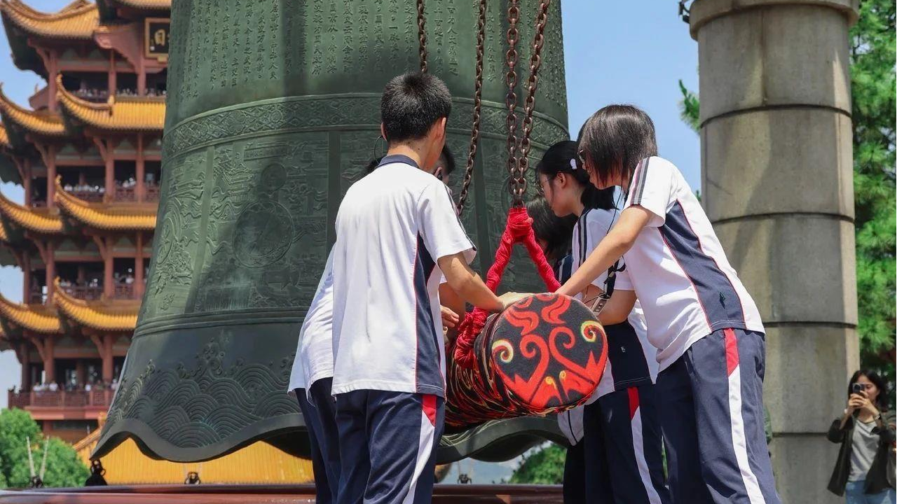 准考证=“通行证” 全国多个景区为中、高考生送福利