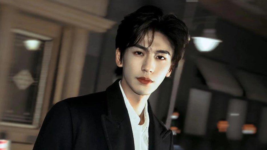 演员张凌赫被喊话赴台,本人发声 演员张凌赫被喊话赴台,本人发声