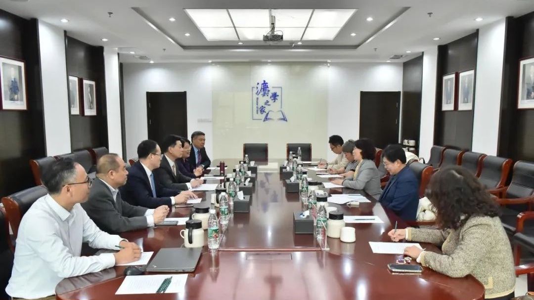 北京律协老律师工作委员会与朝阳区律协开展调研座谈活动 北京律协老律师工作委员会与朝阳区律协开展调研座谈活动