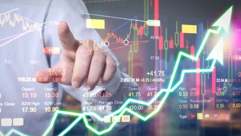 宋振宇:持股过节关注两个板块 宋振宇:持股过节关注两个板块