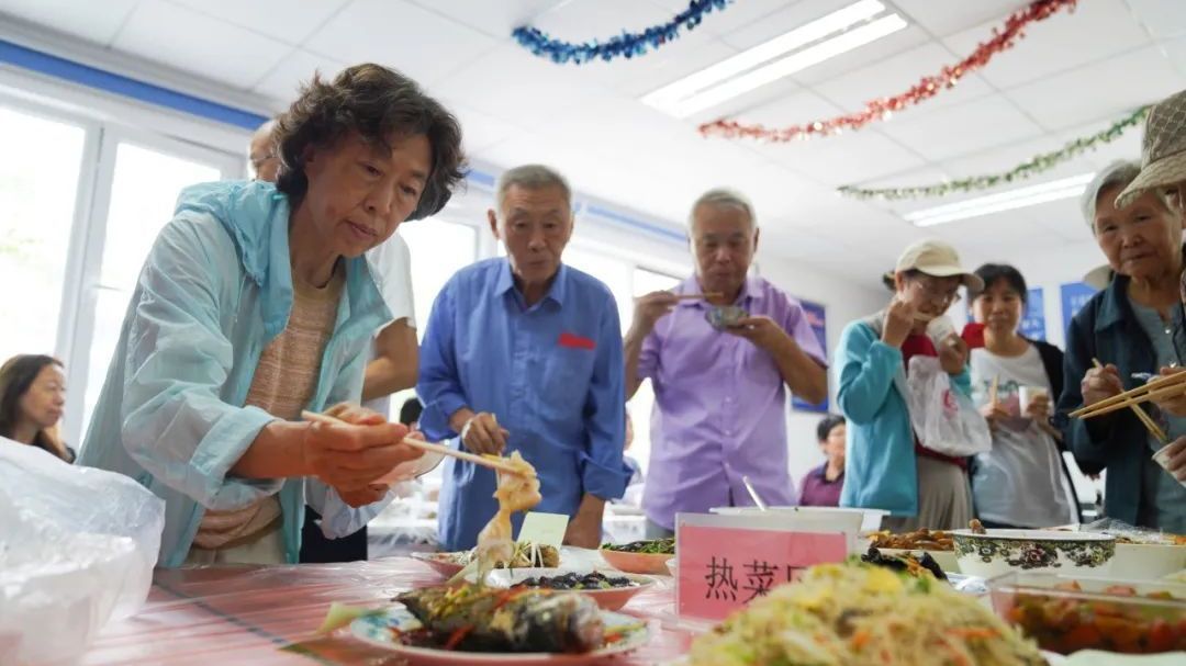 开启邻里幸福“食”光 石景山鲁谷居民厨艺比拼书写中秋韵味! 开启邻里幸福“食”光 石景山鲁谷居民厨艺比拼书写中秋韵味!