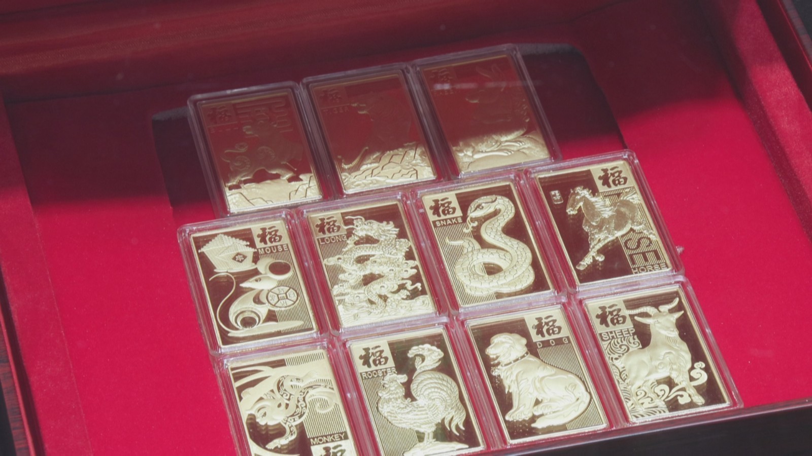 国际金价震荡下跌失守2900美元投资者黄金买卖意愿增强