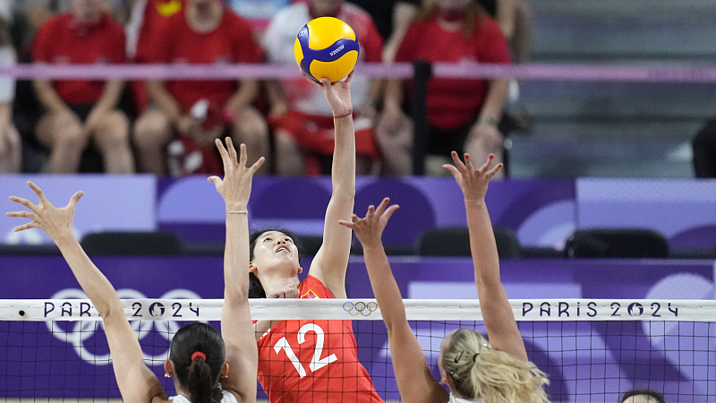 中国女排2比3不敌土耳其无缘四强